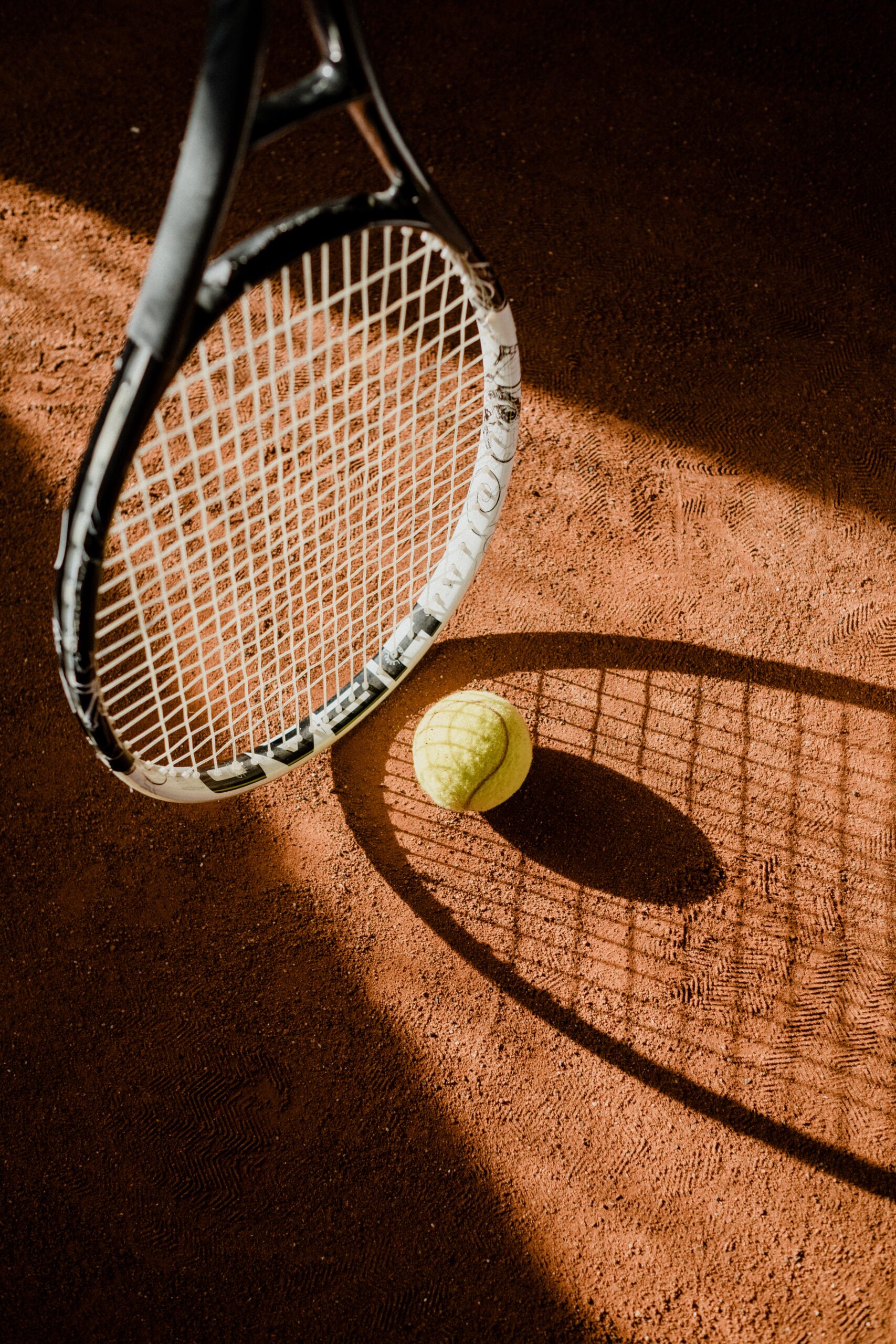 Las Mejores Estrategias para el Saque en Tenis: Consejos y Trucos